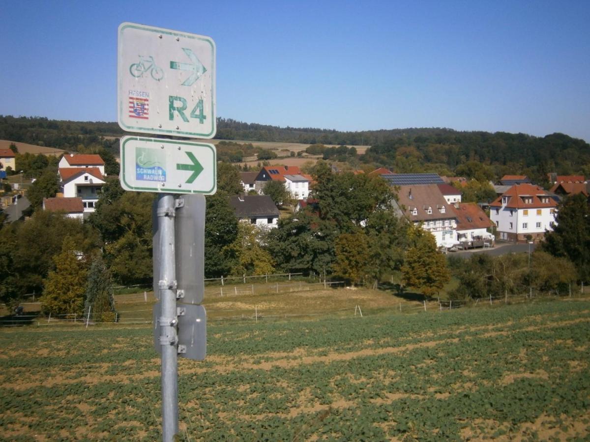 Ferienwohnung An Der Schlier Neuental Bagian luar foto